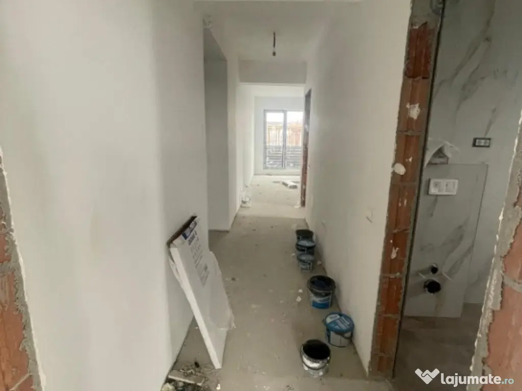 Apartament 2 camere, decomandat, 2 balcoane, gradinita/ scoala/ STB