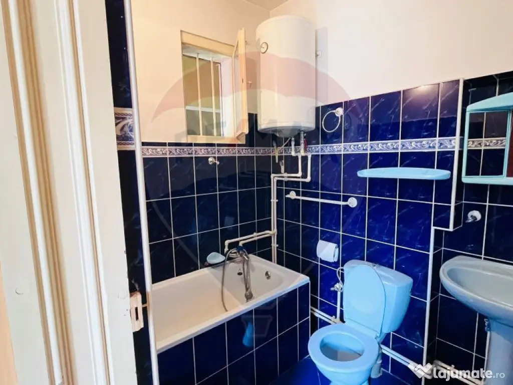 Casă / Vilă cu 3 camere de vânzare în zona Eminescu 