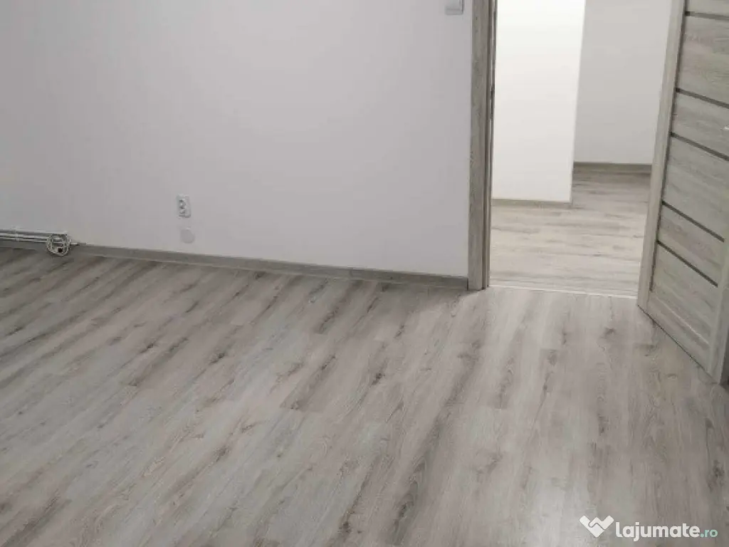 Apartament 3 camere zona GRIVITEI 