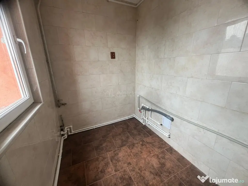 Caransebes, 3 Camere, Zona Nord 