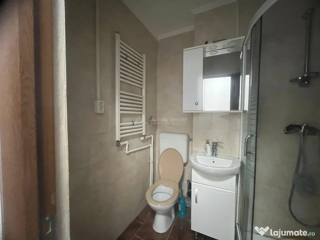 Caransebes, 3 Camere, Zona Nord 