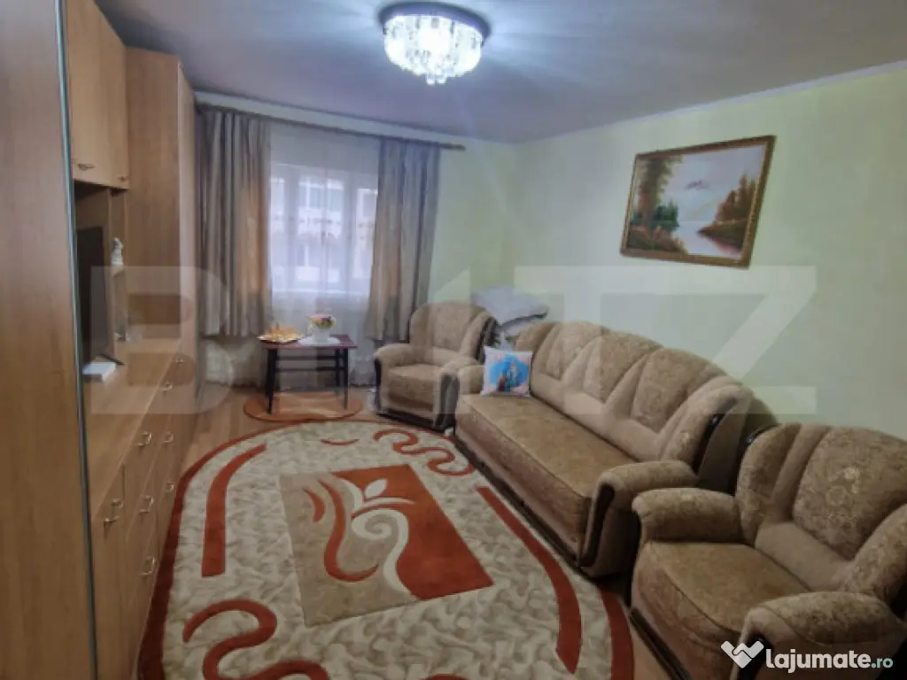 Apartament cu 2 camere, 52 mp, etaj intermediar, zona Burduj