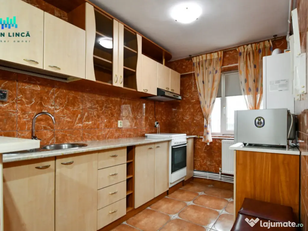 Casa de Cultura-3 camere transformat in 2 camere+zona dinnin