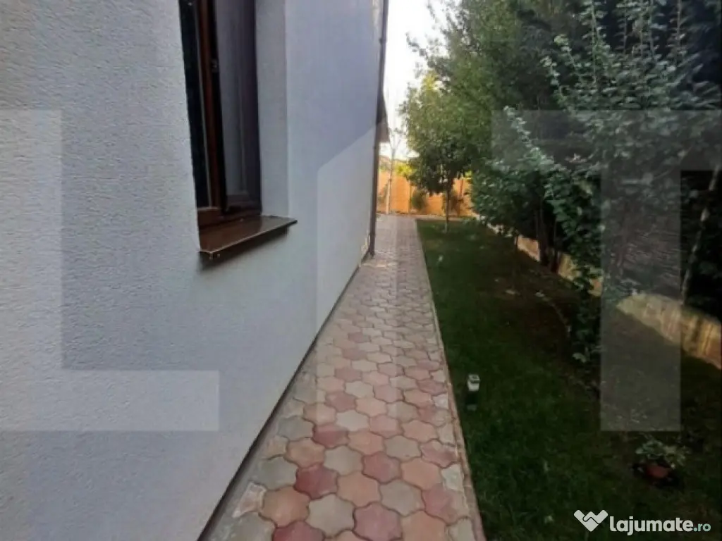 Casă elegantă într‑un duplex mobilat, curte 208 m² ? 