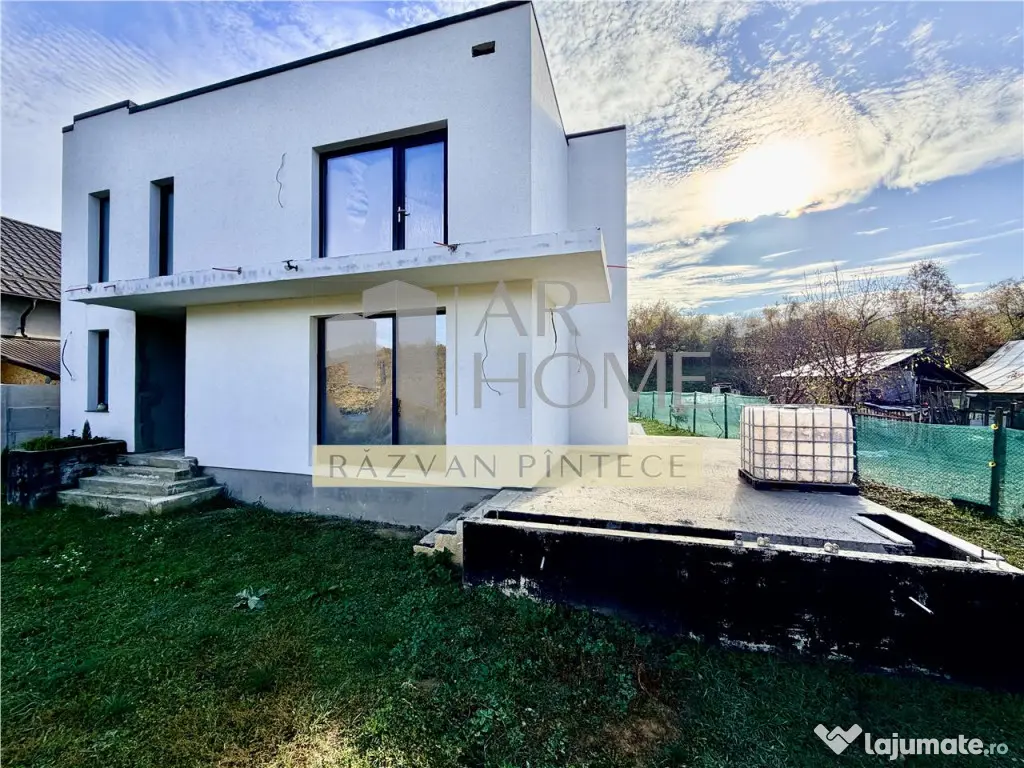 Casa P 1E, 5 camere, langa padure, Plopu Prahova