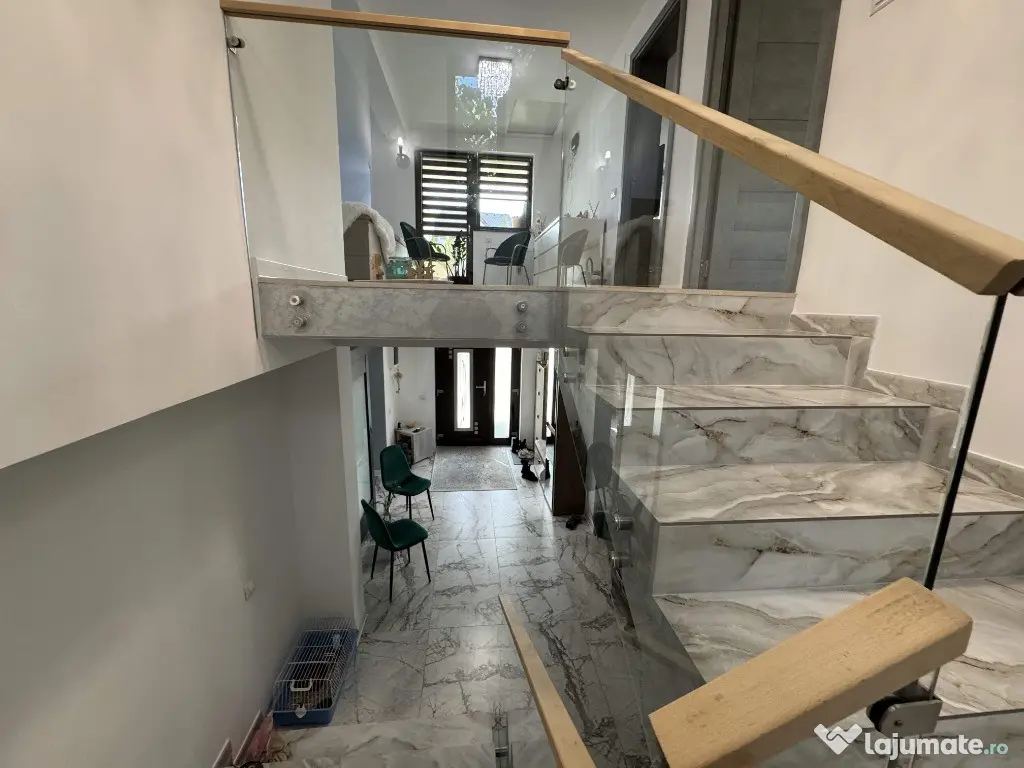 Vila P+M,GARAJ, T=741 mp,D=28m,an 2019,zona centrala-Palat de Justitie 