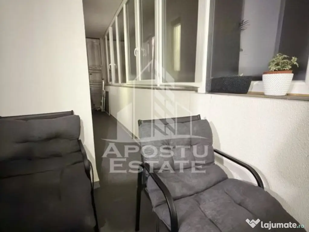 Apartament cu 3 camere mobilat si utilat la etaj intermed...