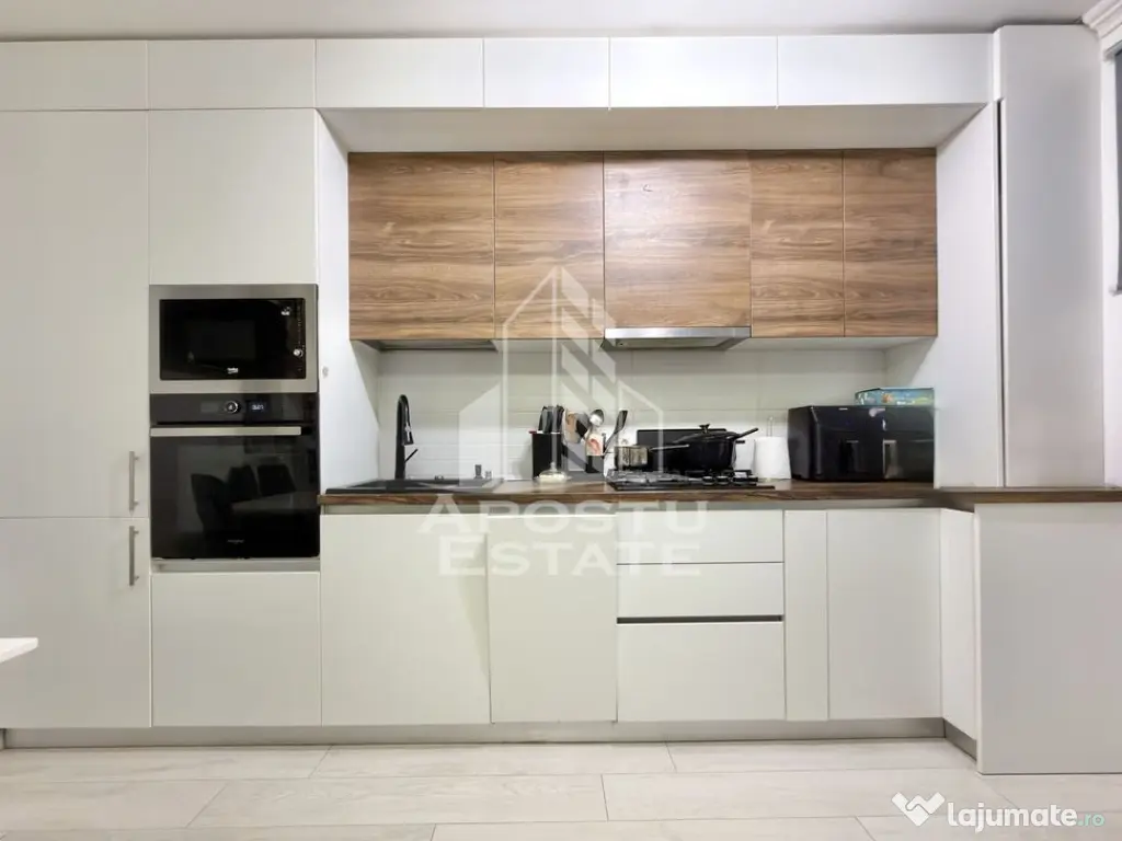 Apartament cu 3 camere mobilat si utilat la etaj intermed...