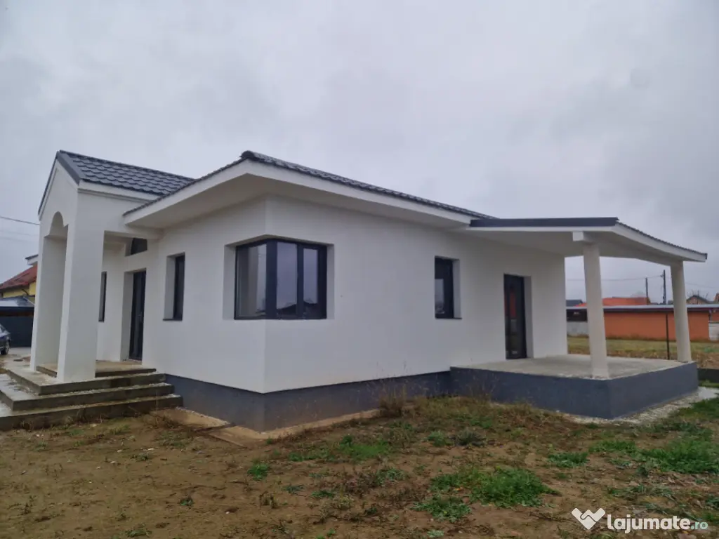 Casă modernă confortabilă, în Mocira, perfectă pentru