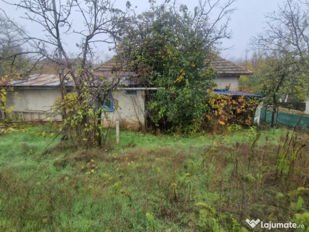 MINERI - CASA 4 CAMERE SUPRAFATA 97 MP, TEREN 3300 MP