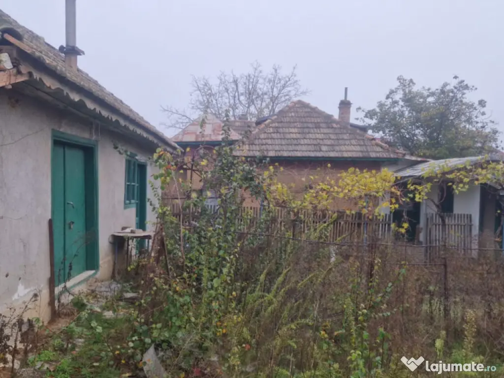 MINERI - CASA 4 CAMERE SUPRAFATA 97 MP, TEREN 3300 MP