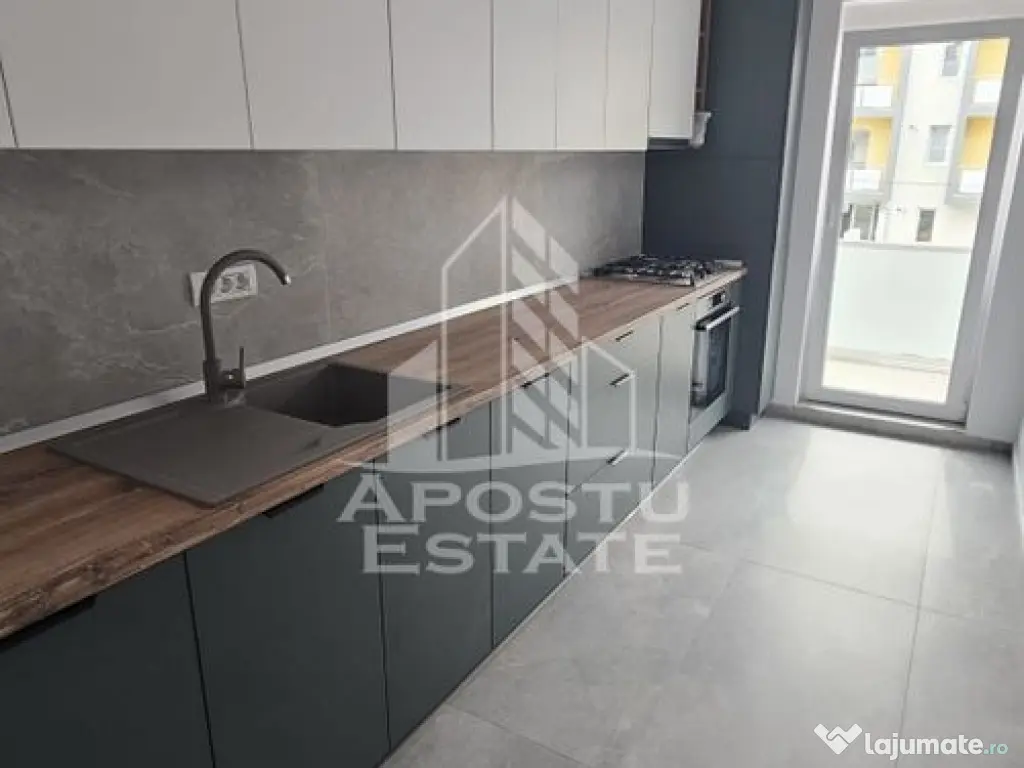 Apartament 2 camere, decomandat, loc de parcare, Giroc 