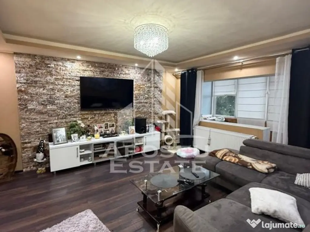 Apartament , centrala proprie , renovat , Zona Lunei 