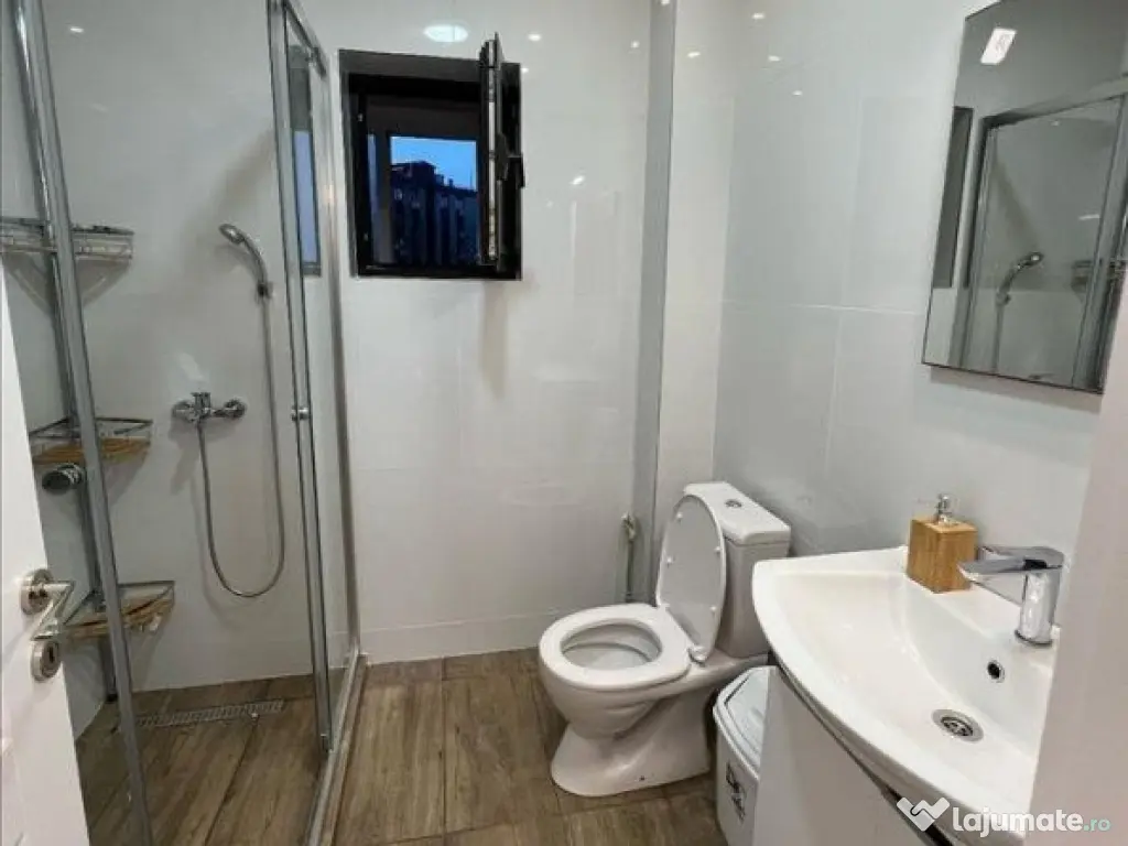 Garsoniera in zona Eroii Revolutiei de inchiriat