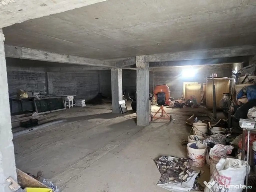 Casa la rosu Bariera Traian, teren 896 mp, 175.000 EUR 