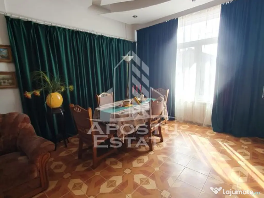 Casa individuala pretabila pentru pensiune, Giarmata 