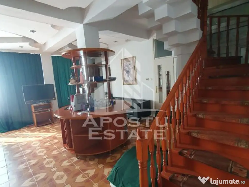 Casa individuala pretabila pentru pensiune, Giarmata 