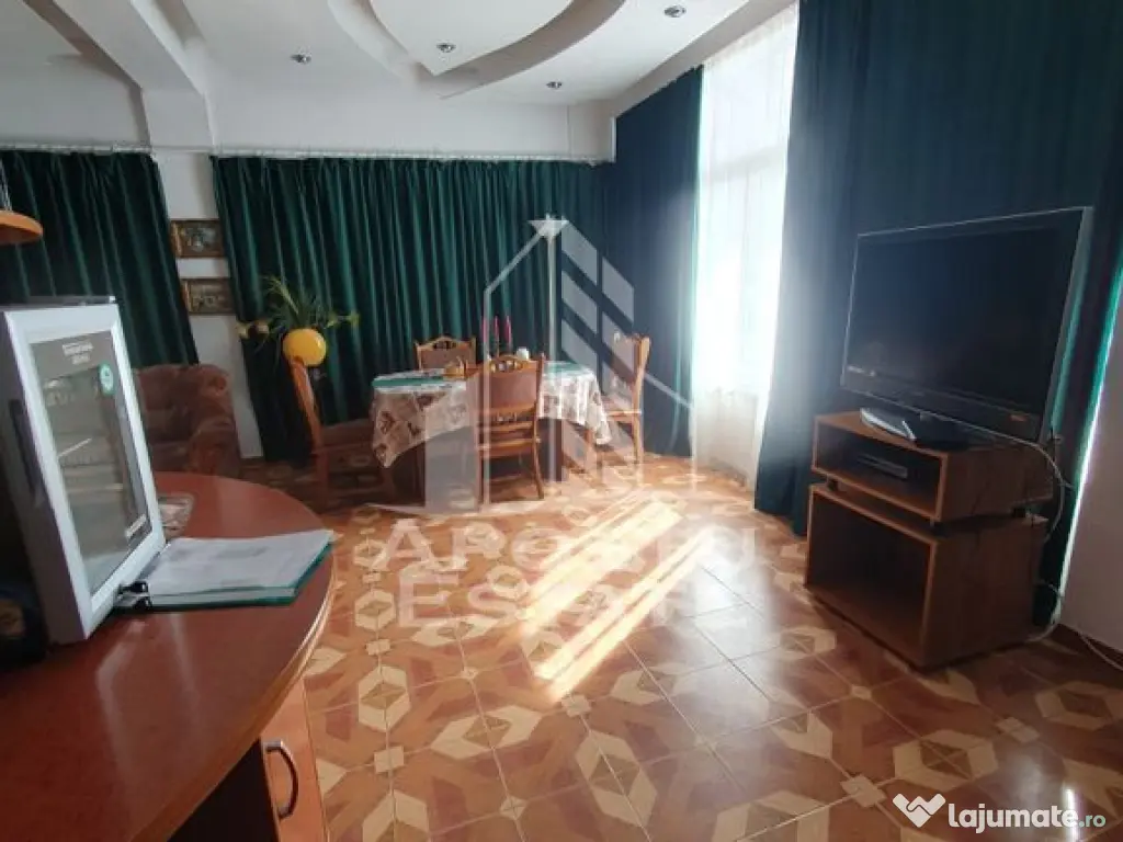 Casa individuala pretabila pentru pensiune, Giarmata 