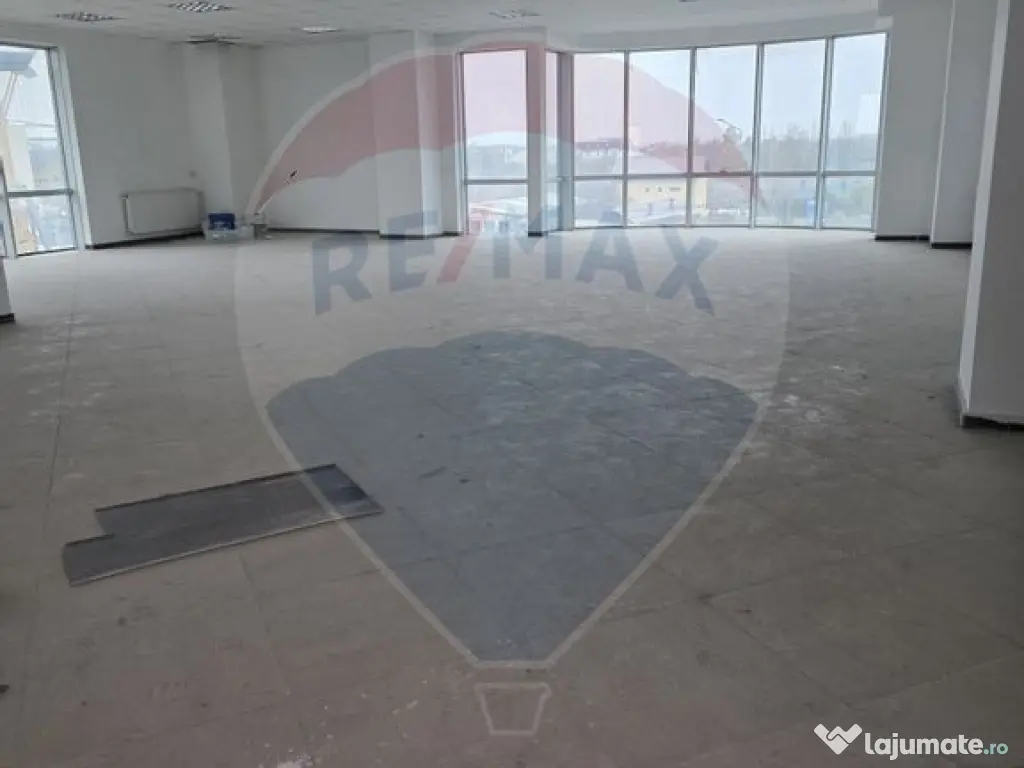 Spații comerciale + birouri Otopeni 2246 mp inchiriere t... 
