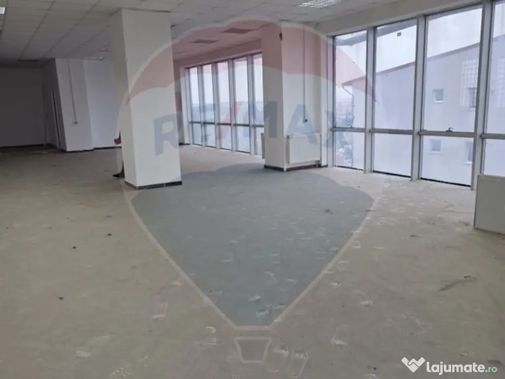 Spații comerciale + birouri Otopeni 2246 mp inchiriere t... 
