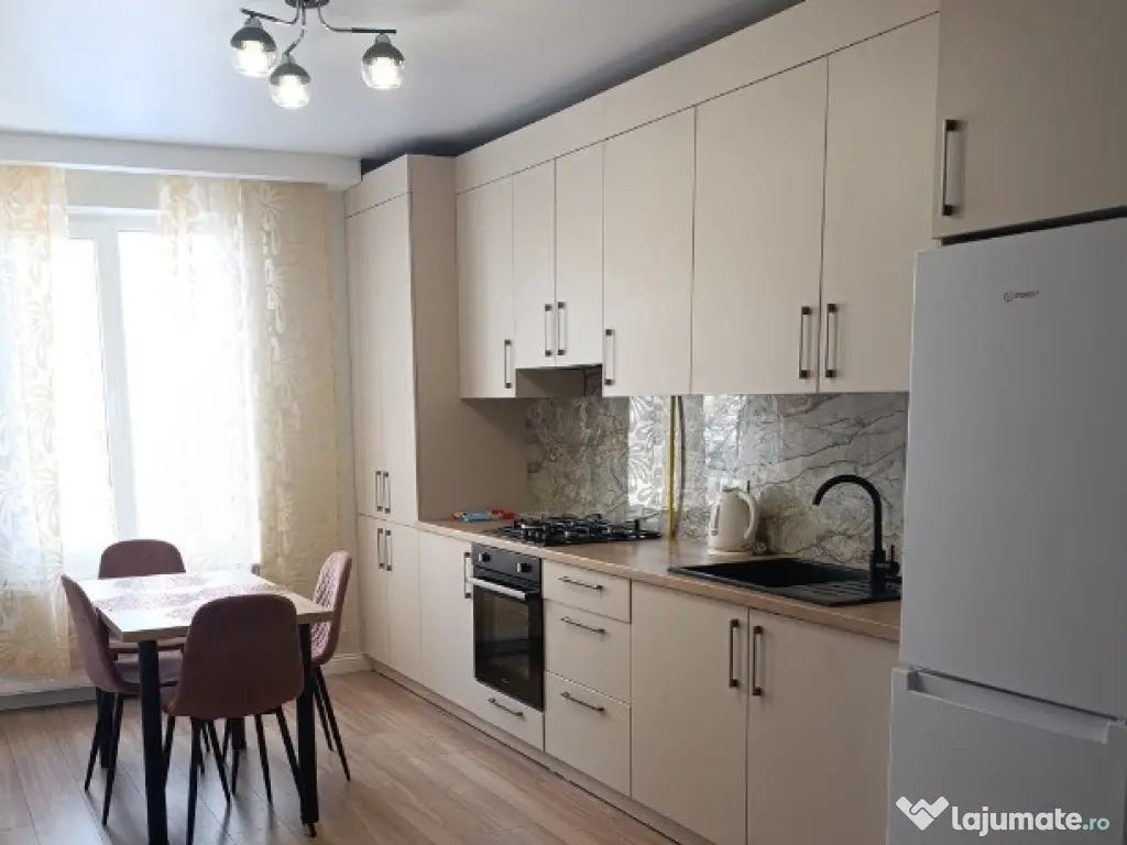 De inchiriat apartament cu 2 camere in zona Aparatorii Patriei