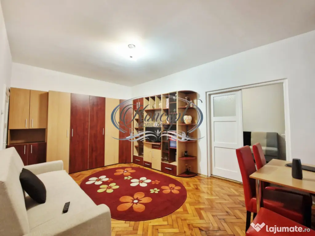 Apartament la casa cu curte, zona Piata Abator