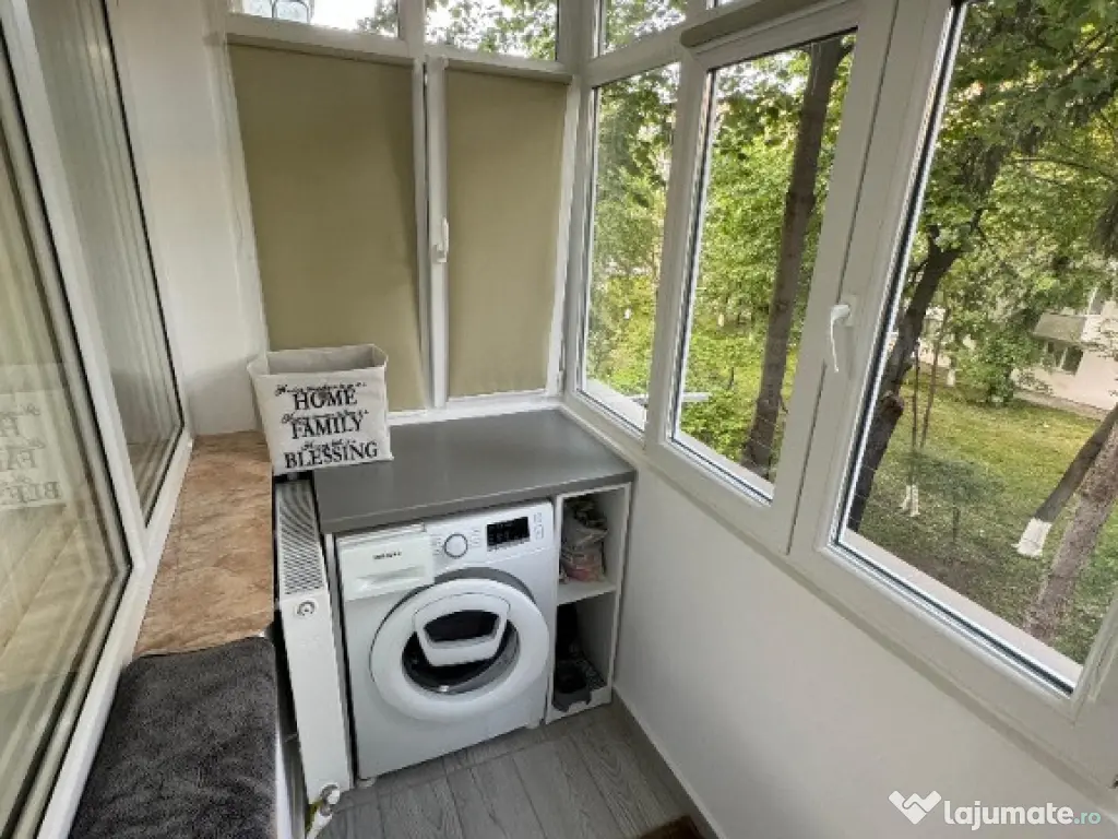 Vand apartament cu 2 camere