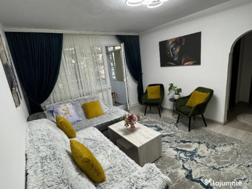 Vand apartament cu 2 camere