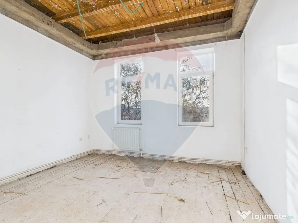 Vila S+P+2+M, 15 camere, ideala pentru investitie - Ștef... 