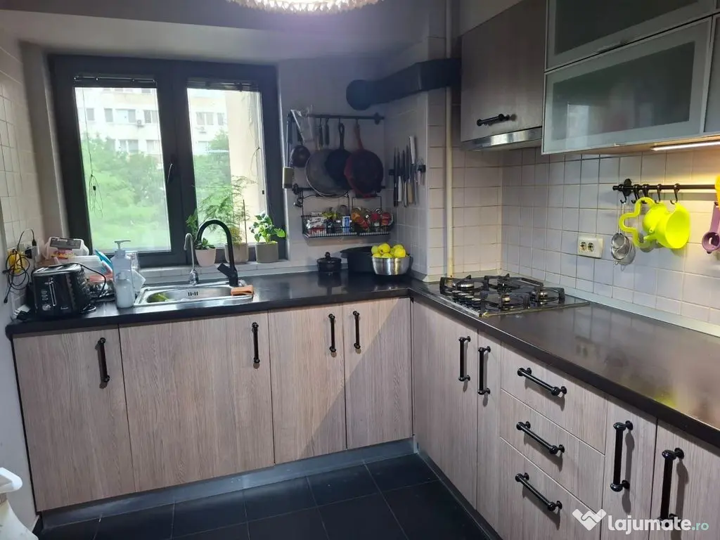 Apartament 3 camere Alexandru Obregia 