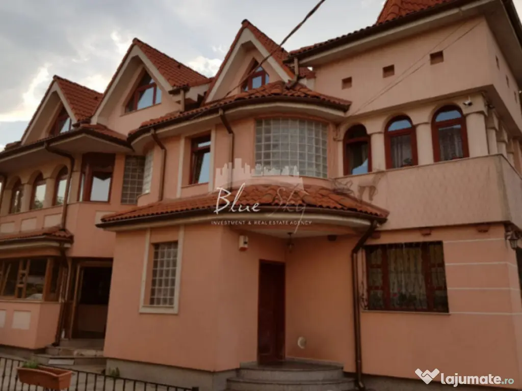 VILA KM 5 - P+1+M 8 CAMERE