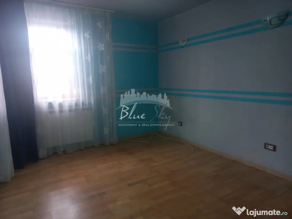 VILA KM 5 - P+1+M 8 CAMERE 