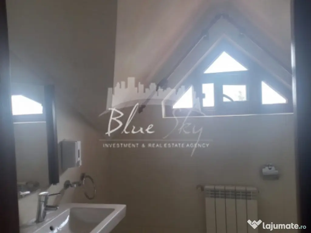 VILA KM 5 - P+1+M 8 CAMERE 