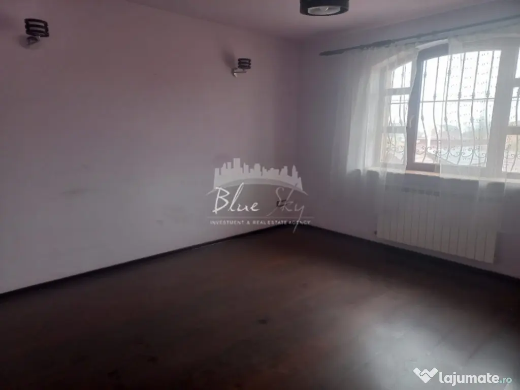 VILA KM 5 - P+1+M 8 CAMERE 