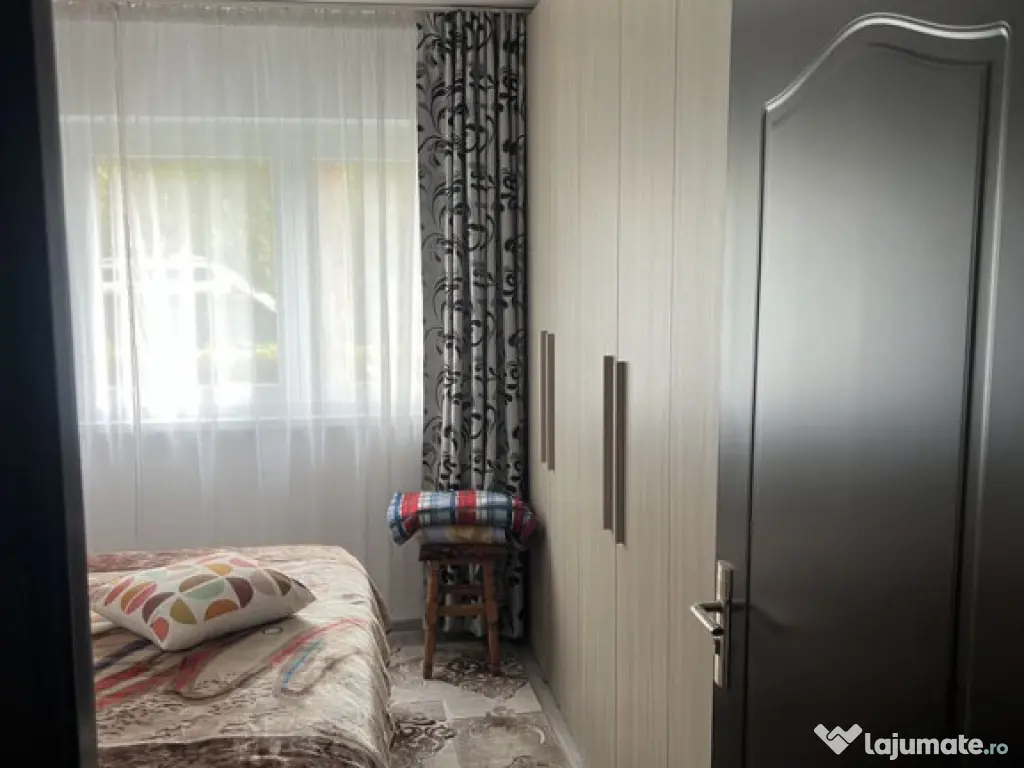 Apartament 2 camere Centrul Civic Toamnei