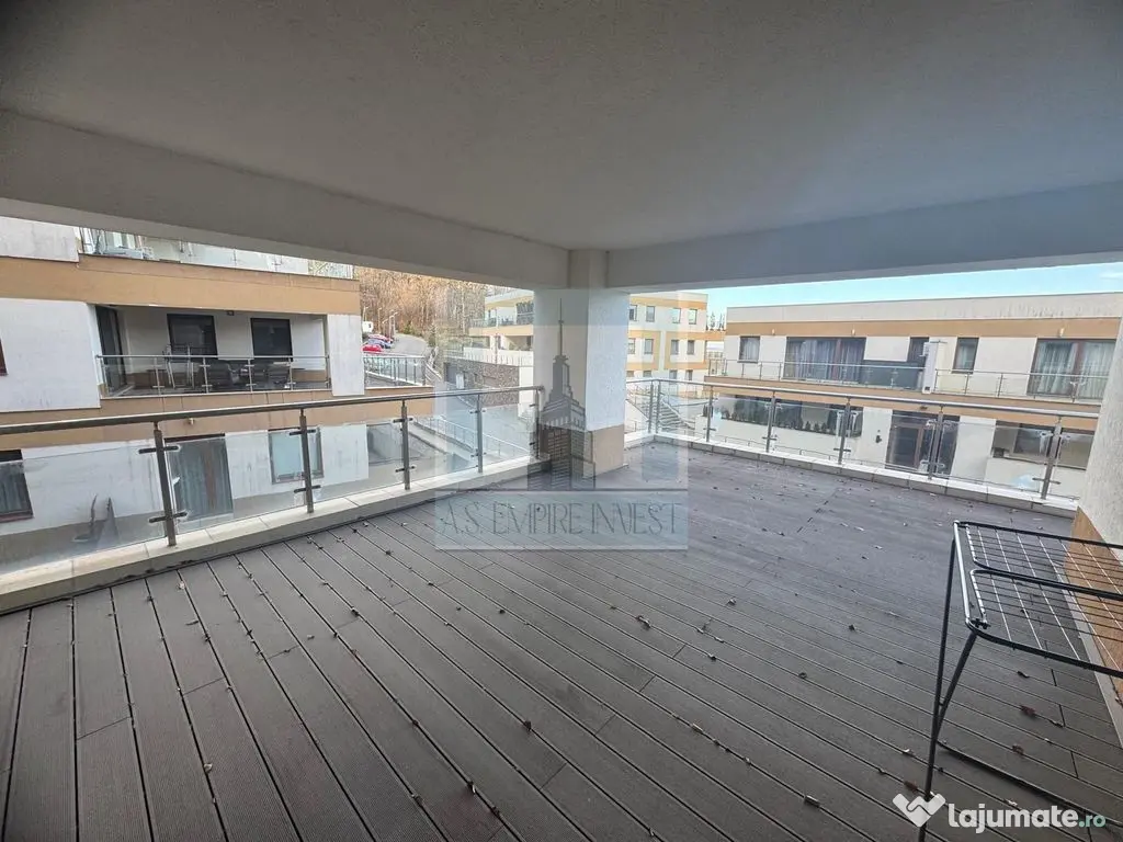 Apartament 3 camere de vanzare/ Poiana Brasov 