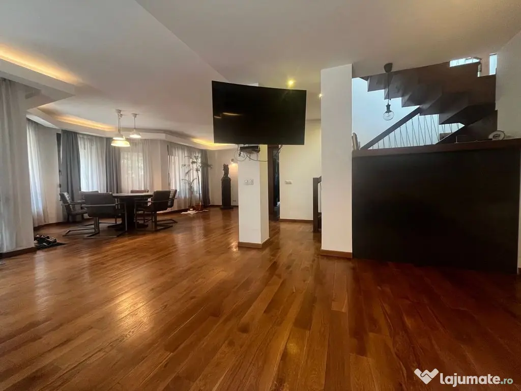 ANDRONACHE | Vila 4 Camere | Garaj | Curte Verde | Ciubar... 