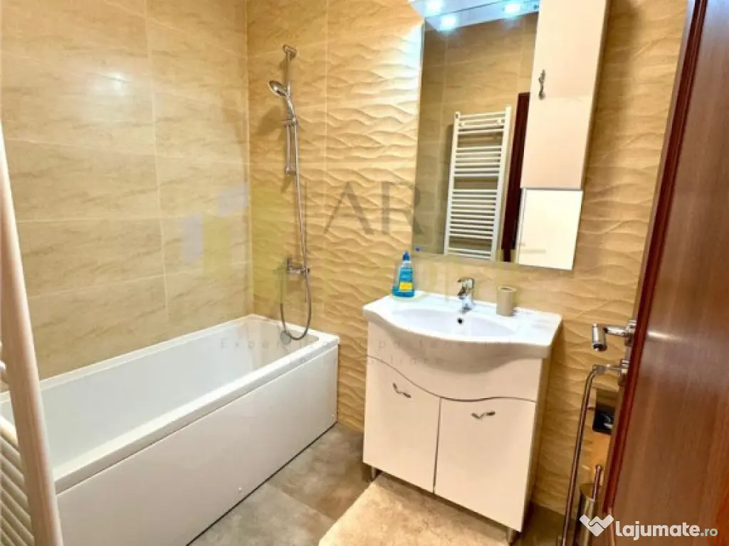 Apartament 3 camere, prima , parcare subterana-Ploiesti-Albe 