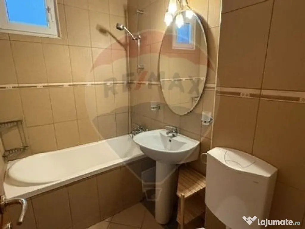 VANZARE Apartament cu 2 camere in zona Favorit / Drumul T... 