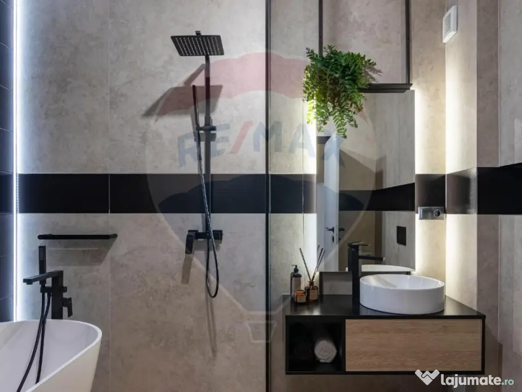 Apartament de Lux in Centru Orasului de Inchiriat + loc d... 