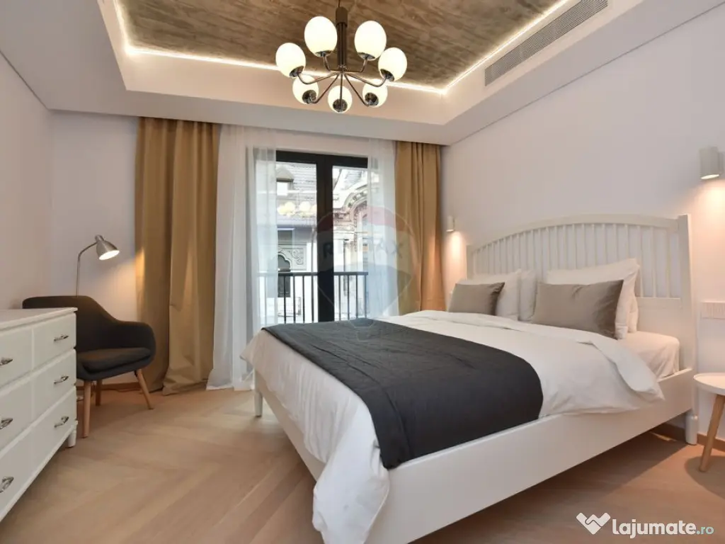 Vanzare Apartament 3 camere imobil 2024 | Piata Universit... 