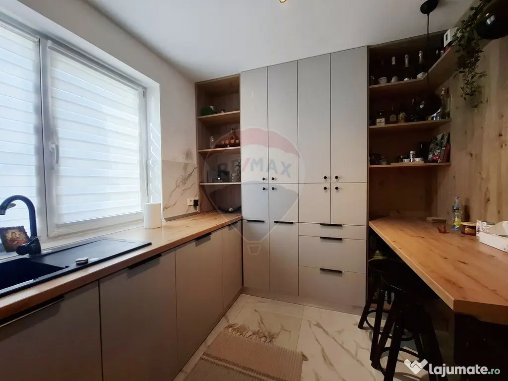 Apartament de închiriat cu 3 camere - Calea Șurii Mici 