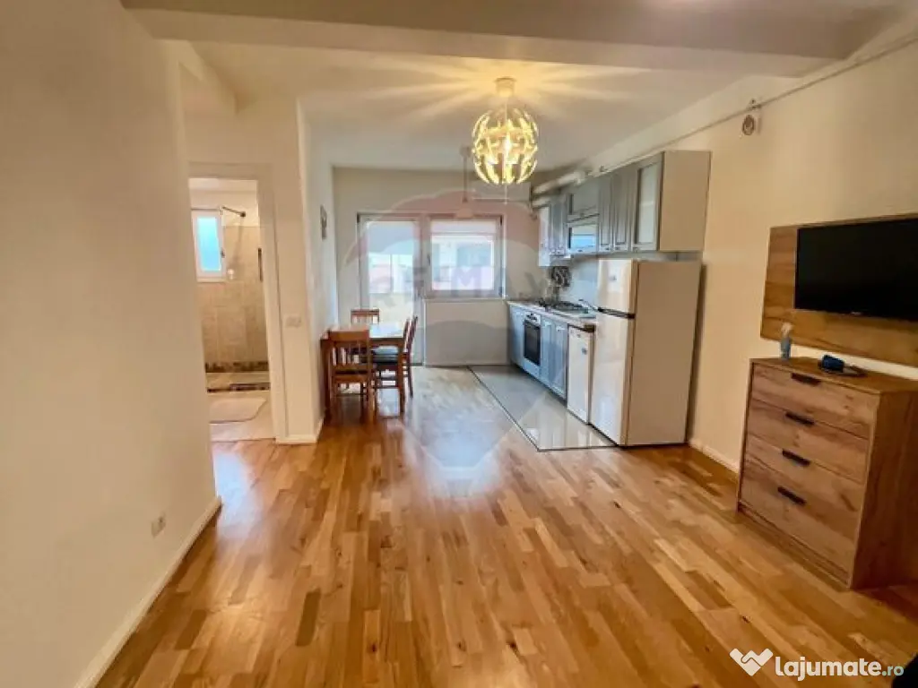 Apartament de vanzare cu 3 camere