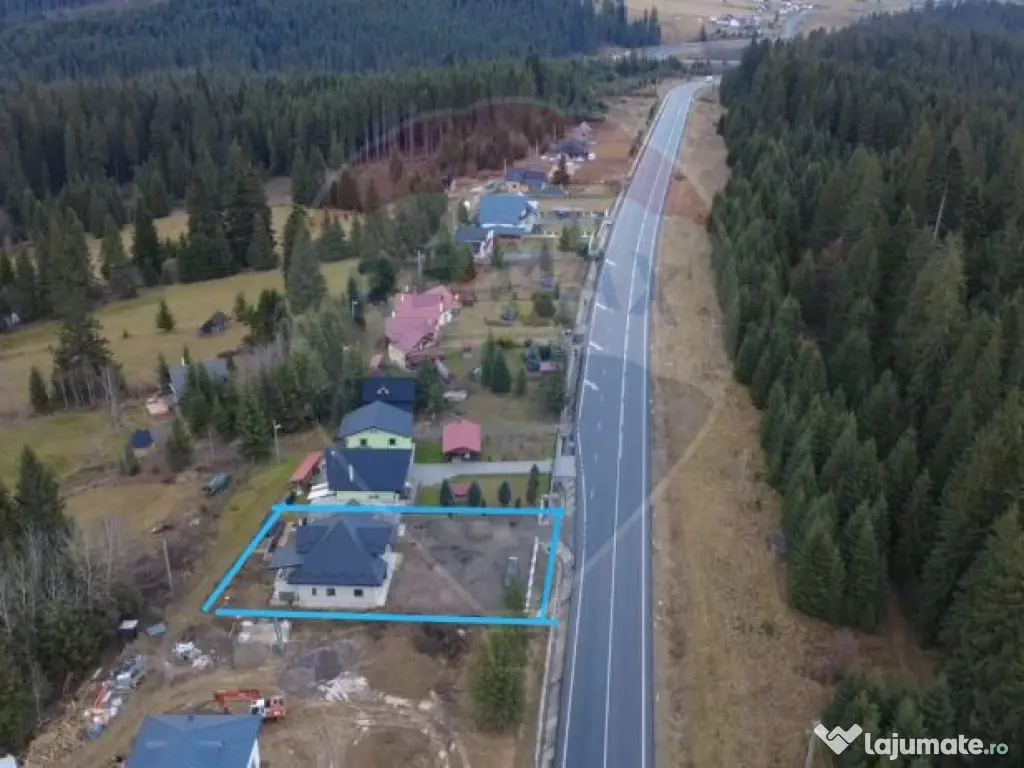 Casă / Vilă cu 8 camere de vânzare