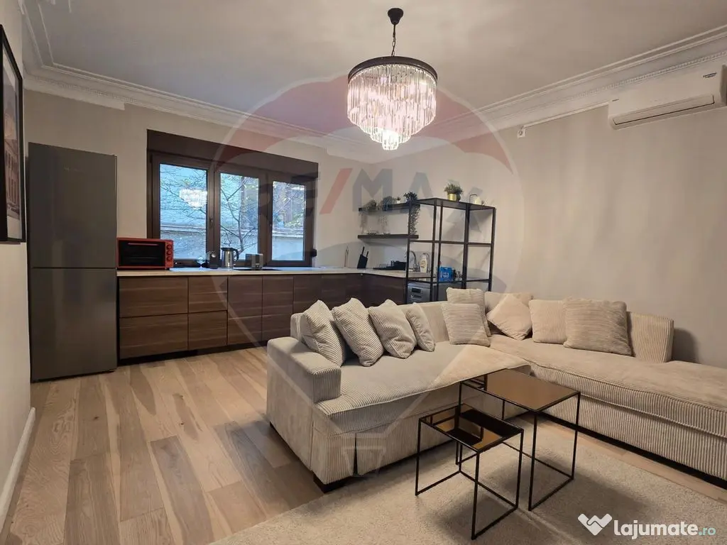 DE INCHIRIAT Apartament 5 camere,-parter, în vila Kiseleff 