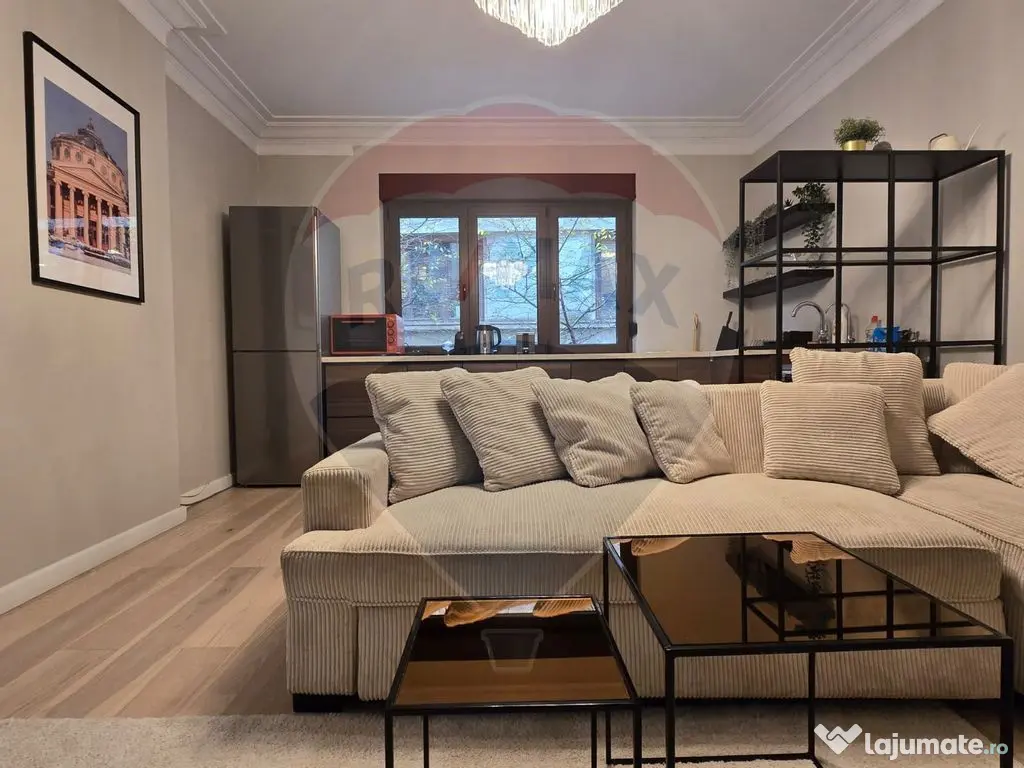 DE INCHIRIAT Apartament 5 camere,-parter, în vila Kiseleff 