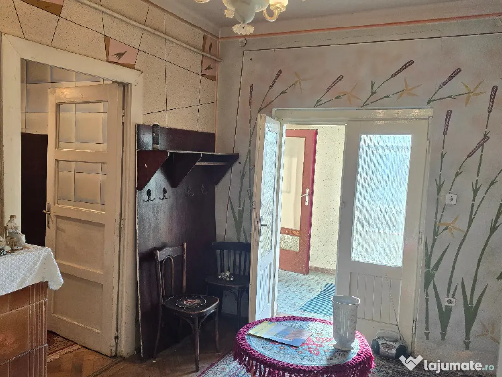 Vand casa in Deva, D+P, zona ultracentrala (E. Vacarescu), 