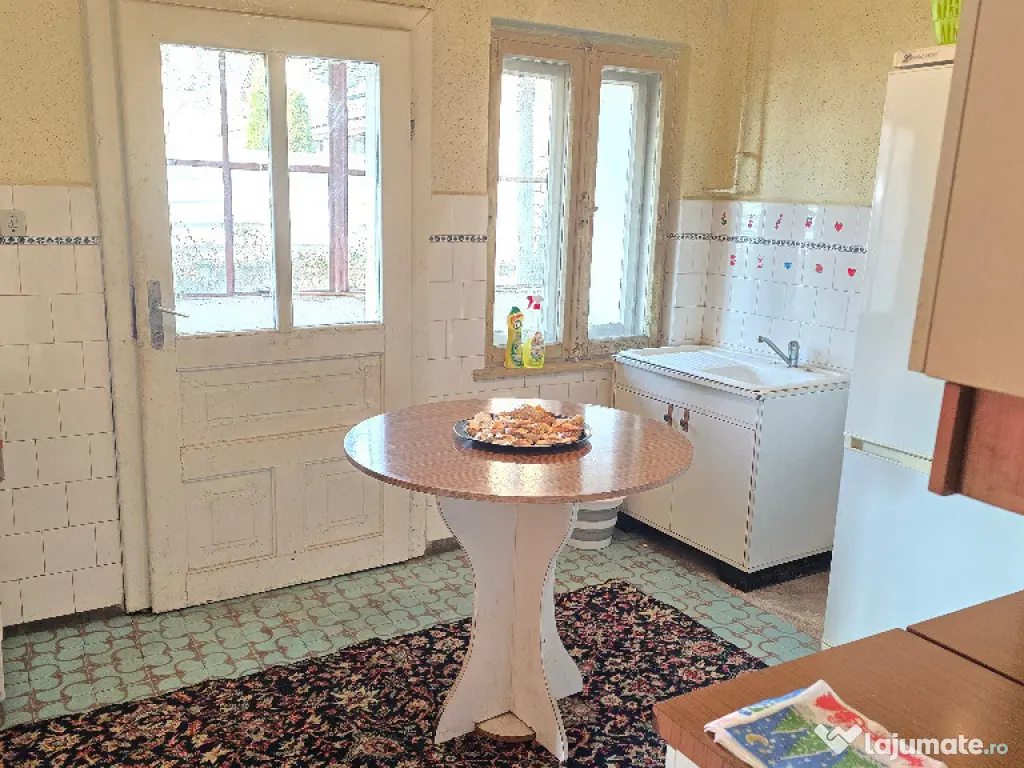 Vand casa in Deva, D+P, zona ultracentrala (E. Vacarescu), 