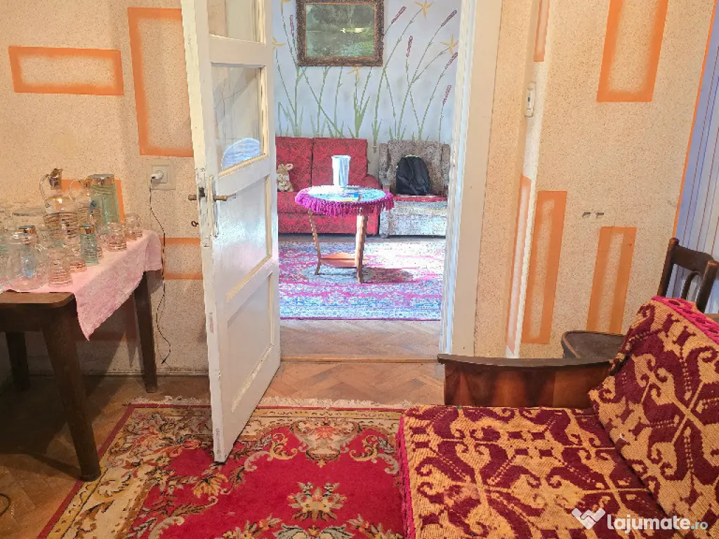 Vand casa in Deva, D+P, zona ultracentrala (E. Vacarescu), 