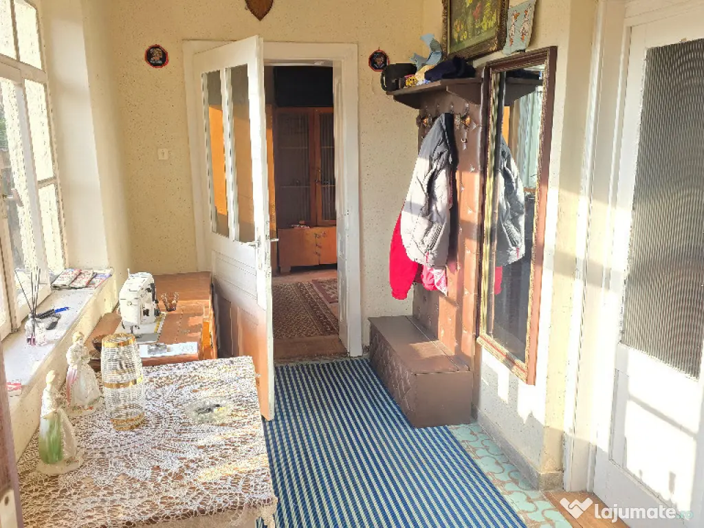 Vand casa in Deva, D+P, zona ultracentrala (E. Vacarescu), 